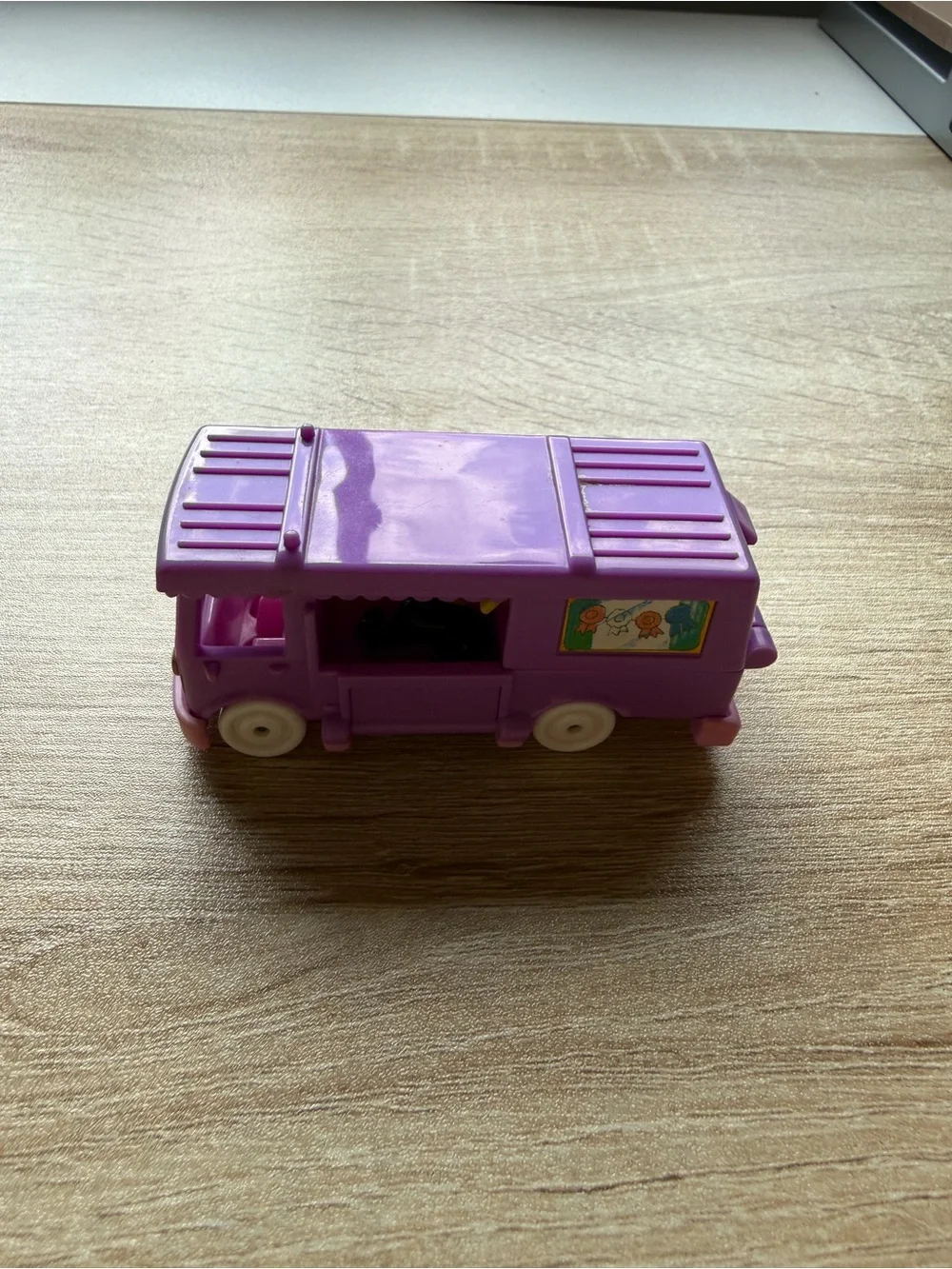1994 Polly Pocket Stable on the go - vintage